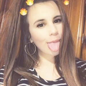 Meet your Posher, Brianna